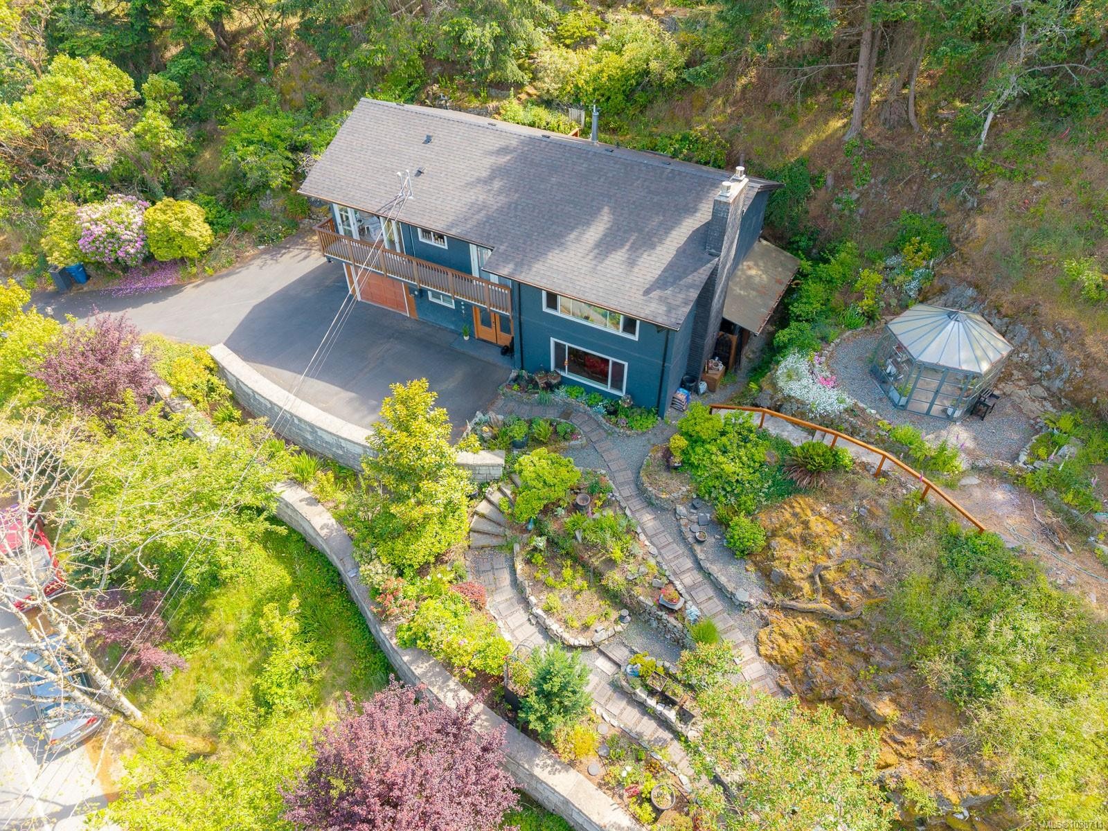 3583 Hammond Bay Rd, Nanaimo, BC