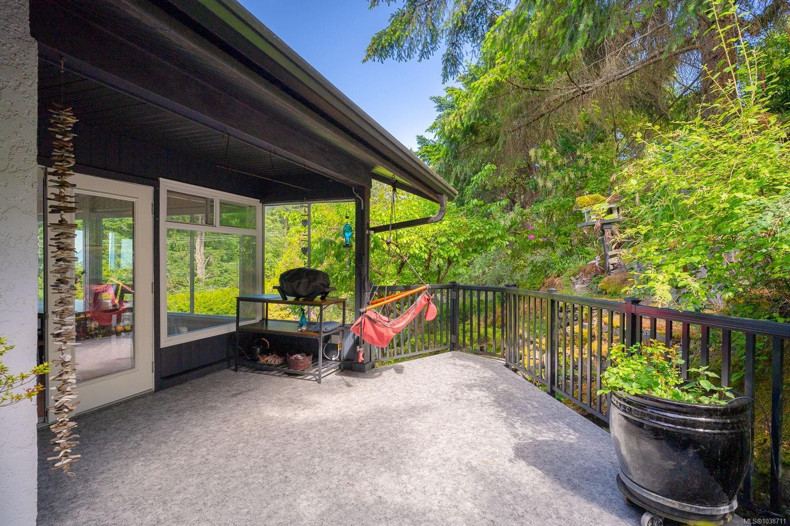3583 Hammond Bay Rd, Nanaimo, BC