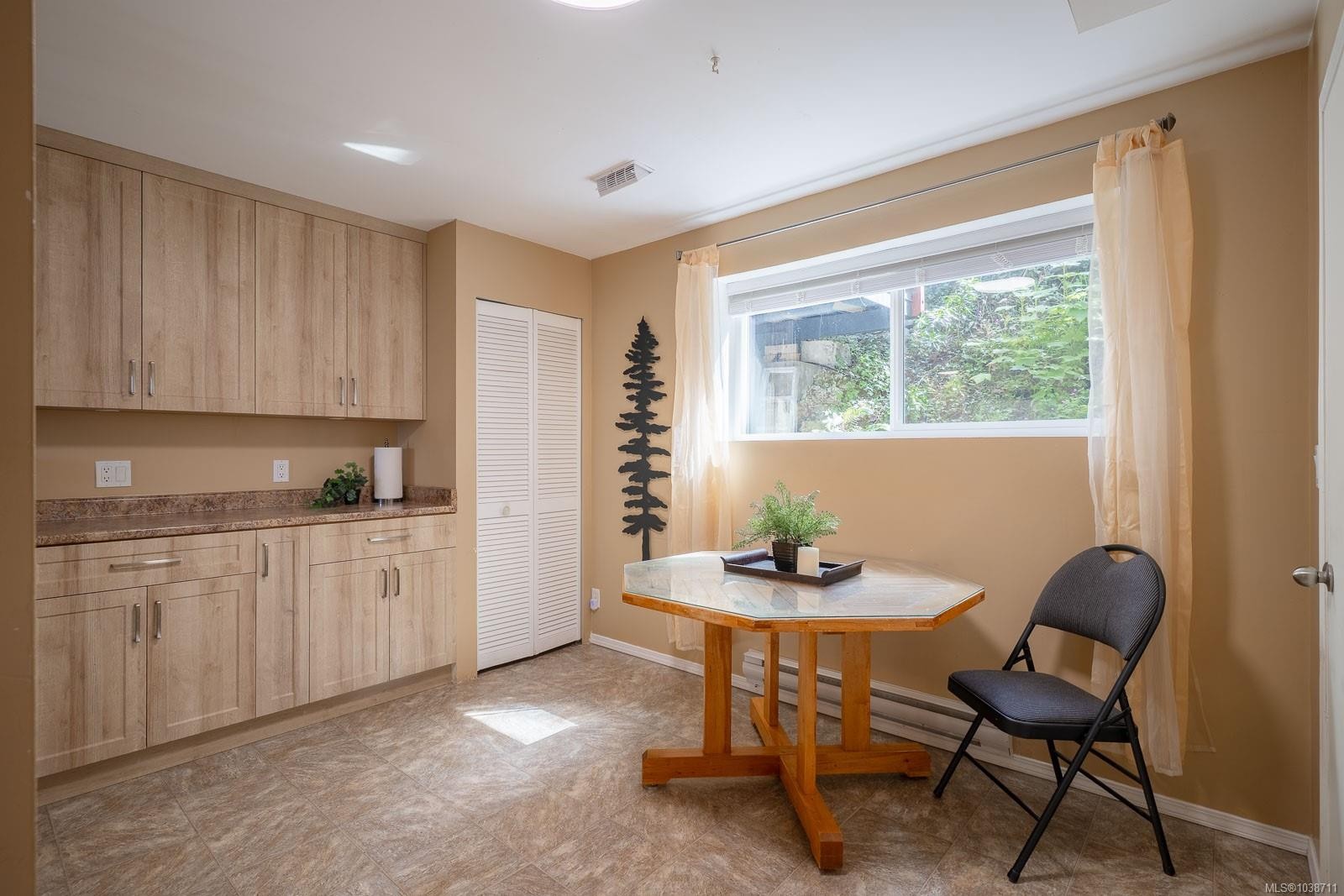 3583 Hammond Bay Rd, Nanaimo, BC