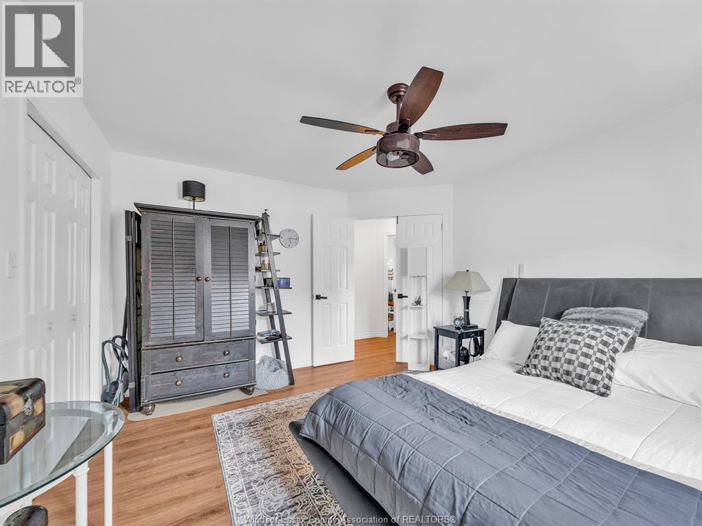 2115 Longfellow, Windsor, ON - Indoor Photo Showing Bedroom