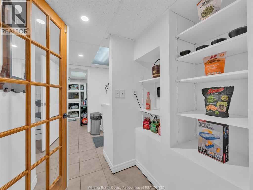 2115 Longfellow, Windsor, ON - Indoor Photo Showing Other Room