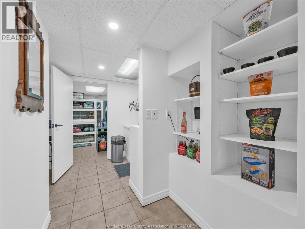 2115 Longfellow, Windsor, ON - Indoor Photo Showing Other Room
