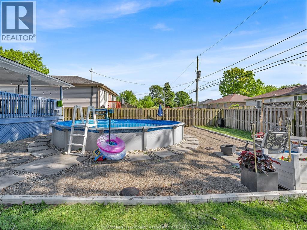 2115 Longfellow, Windsor, ON - Outdoor With Above Ground Pool