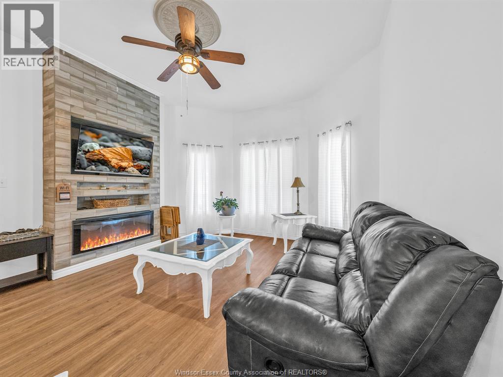 2115 Longfellow, Windsor, ON - Indoor Photo Showing Living Room With Fireplace