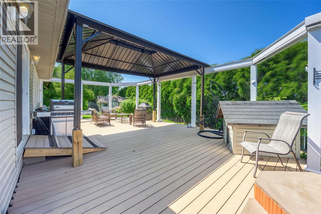 608 Riva Ridge Drive, St Clair, ON - Outdoor With Deck Patio Veranda With Exterior
