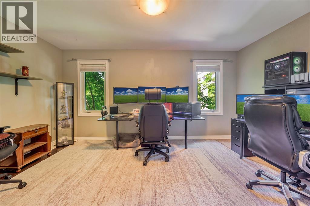 608 Riva Ridge Drive, St Clair, ON - Indoor Photo Showing Office