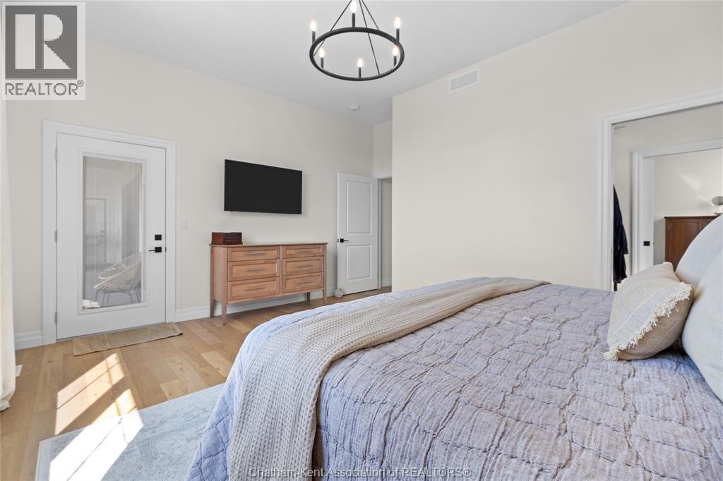 6665 Sixth Line East, Raleigh Township, ON - Indoor Photo Showing Bedroom
