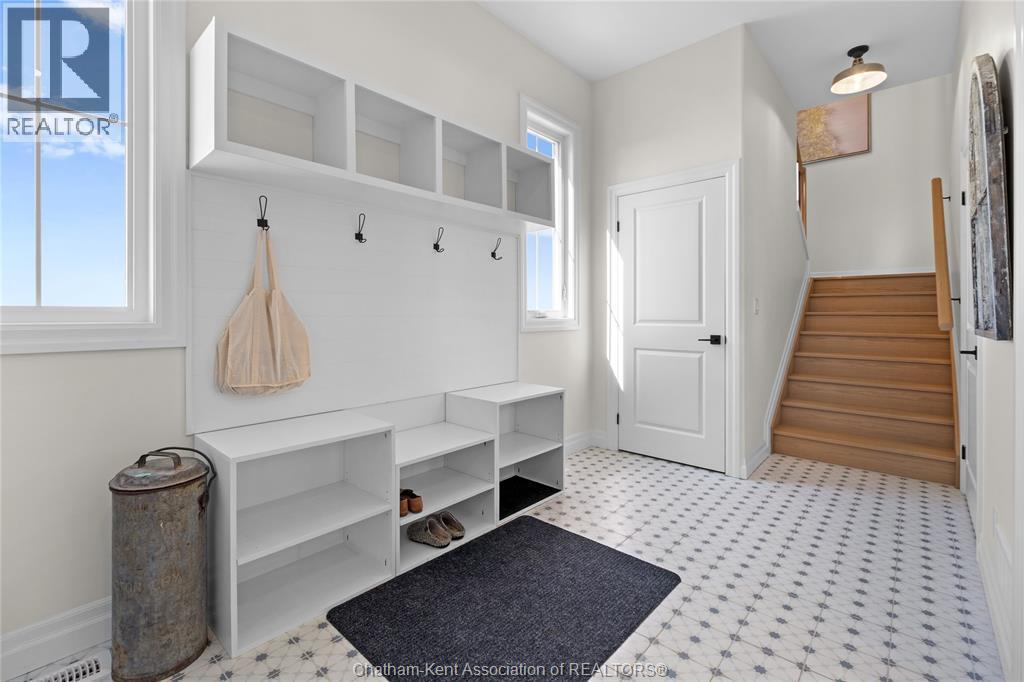 6665 Sixth Line East, Raleigh Township, ON - Indoor Photo Showing Other Room