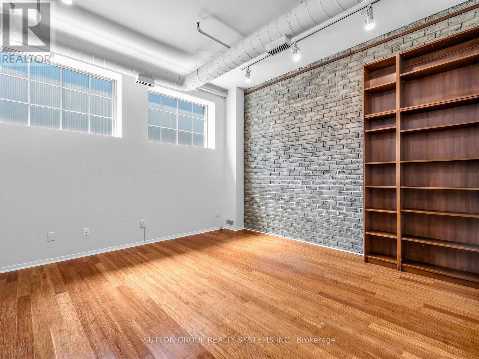 5 - 6 Bartlett Avenue W, Toronto, ON - Indoor Photo Showing Other Room