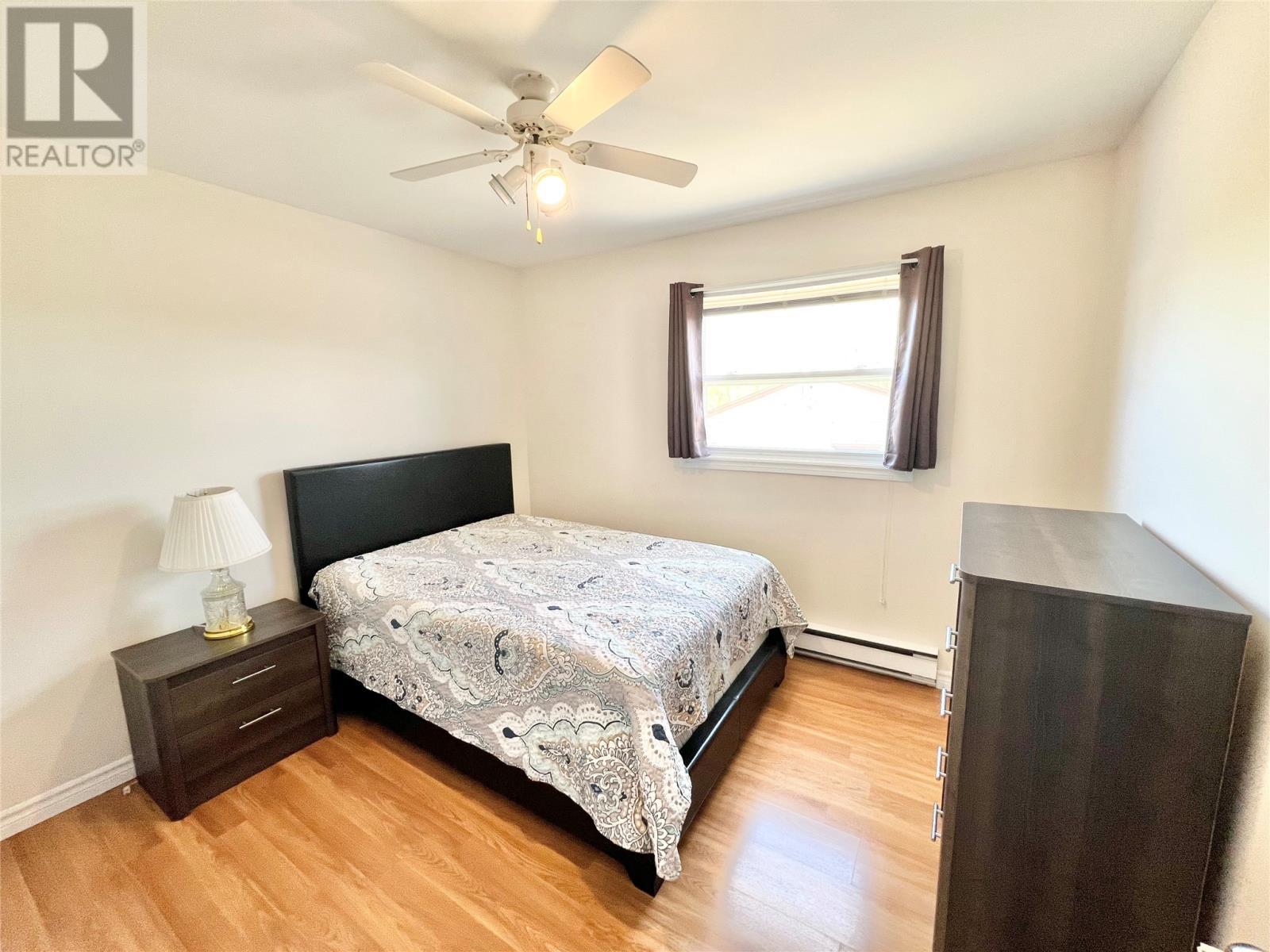 11 Fourth Avenue, Badger, NL - Indoor Photo Showing Bedroom