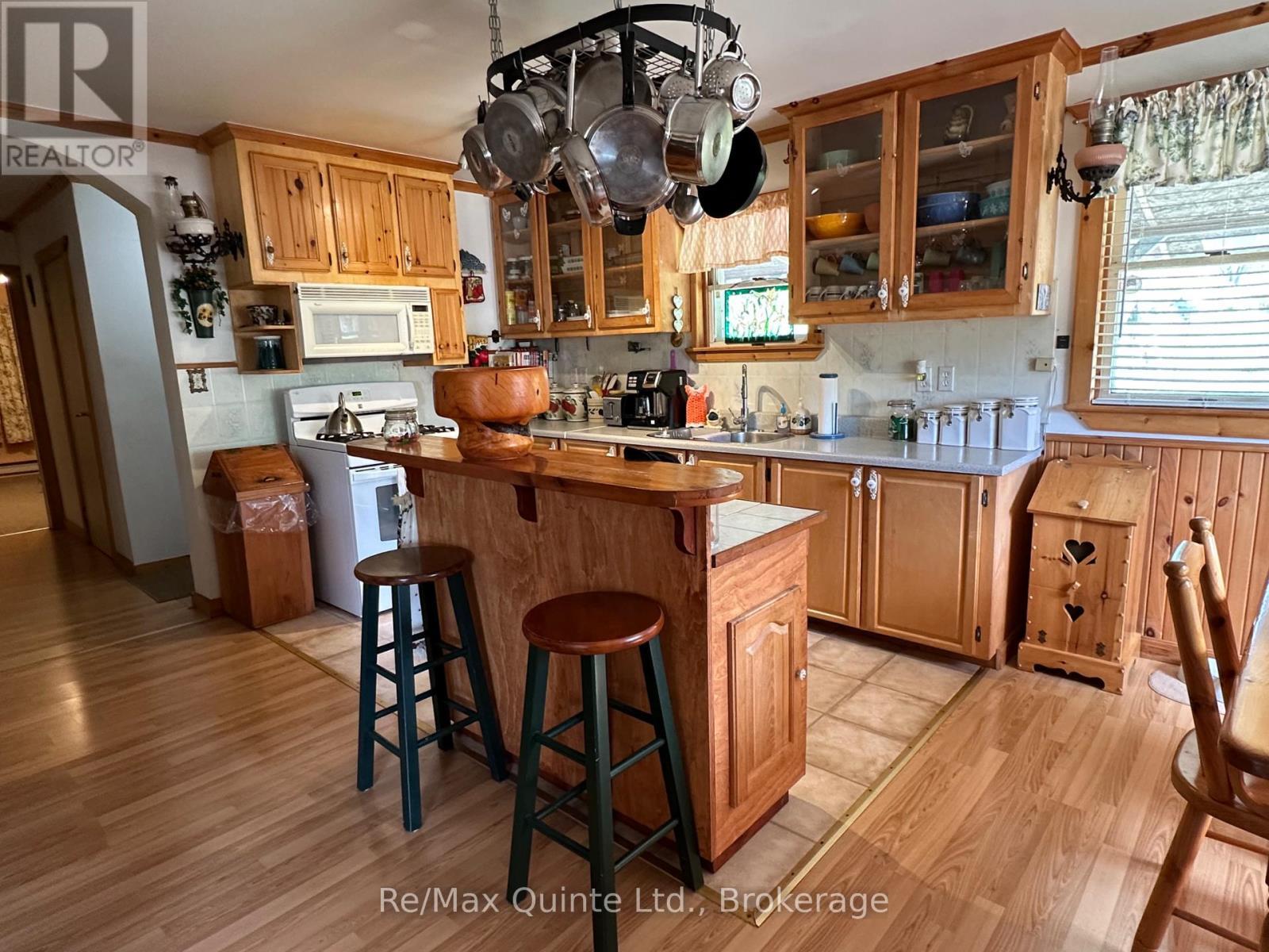 Breakfast Nook/Island - 765 Cordova Road, Marmora And Lake (Marmora Ward), ON