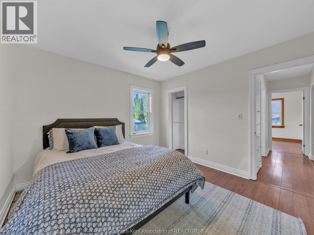 27 Jackson Drive, Chatham, ON - Indoor Photo Showing Bedroom