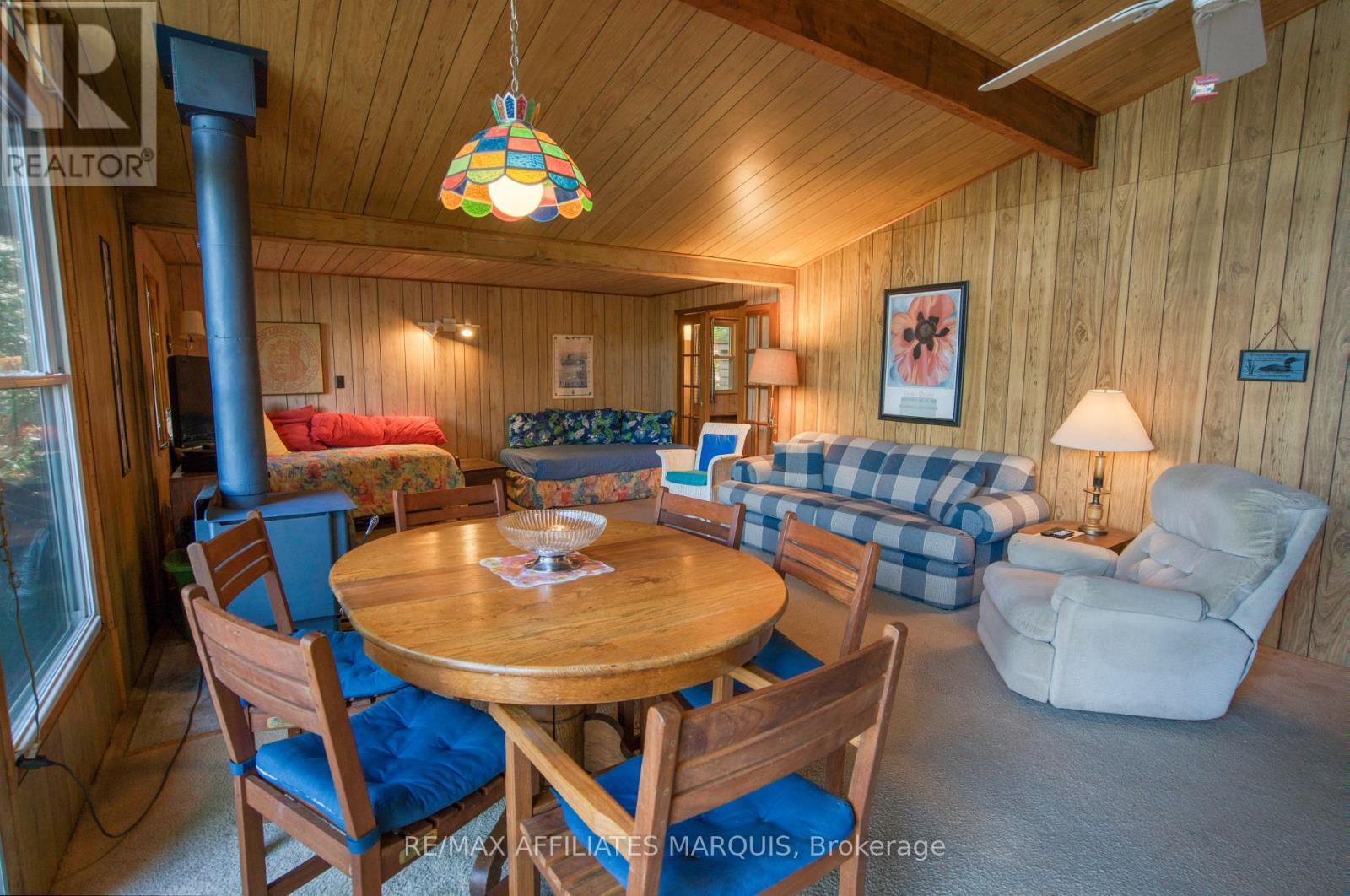 415 Yvon Lane, Rideau Lakes, ON - Indoor