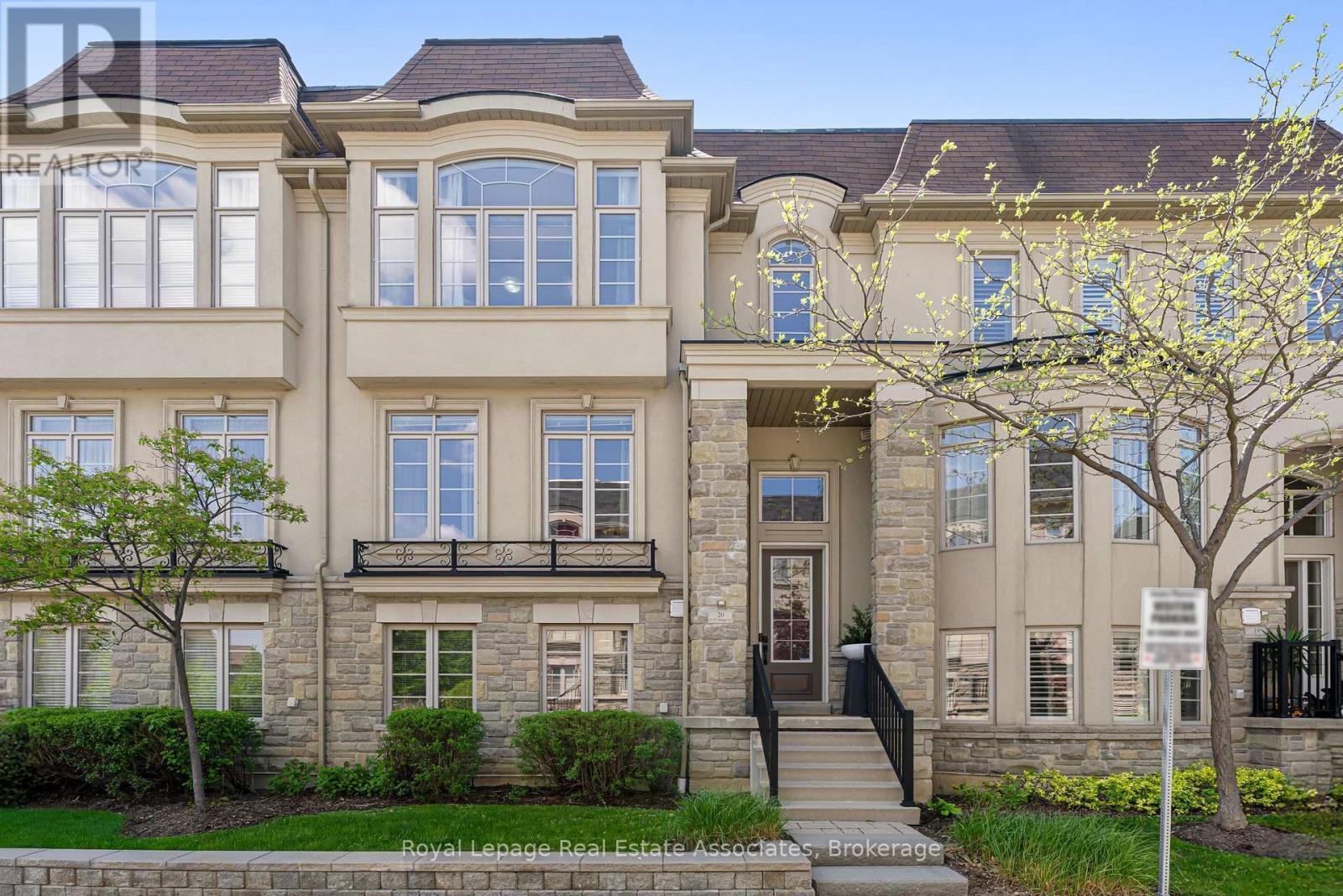 20 - 4135 Shipp Drive Ne, Mississauga, ON - Outdoor With Facade
