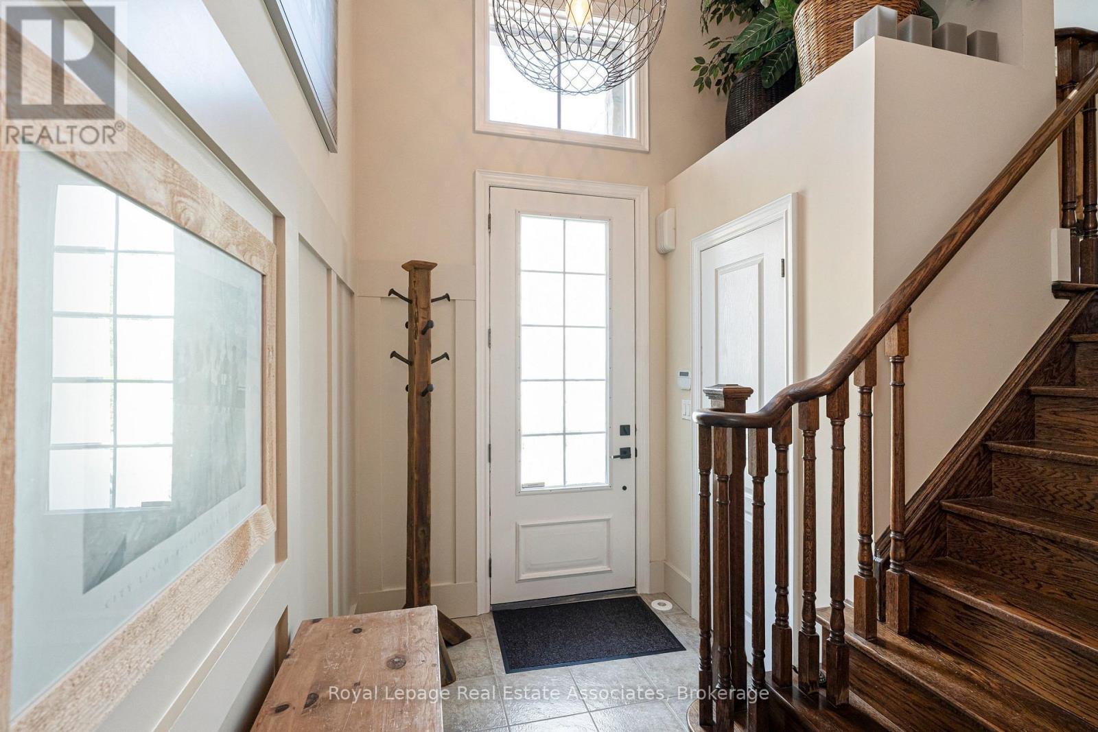 20 - 4135 Shipp Drive Ne, Mississauga, ON - Indoor Photo Showing Other Room