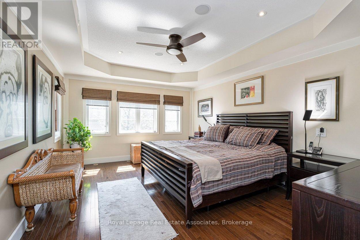 20 - 4135 Shipp Drive Ne, Mississauga, ON - Indoor Photo Showing Bedroom