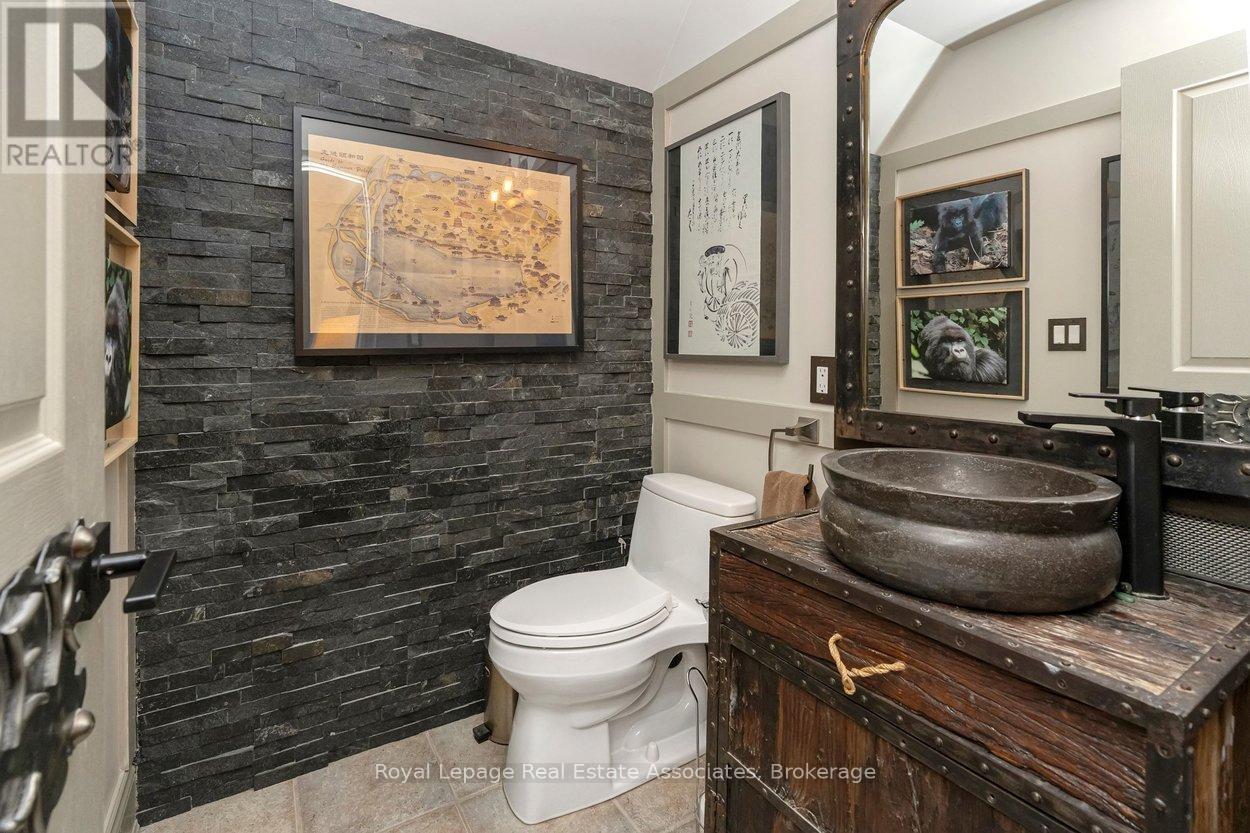20 - 4135 Shipp Drive Ne, Mississauga, ON - Indoor Photo Showing Bathroom