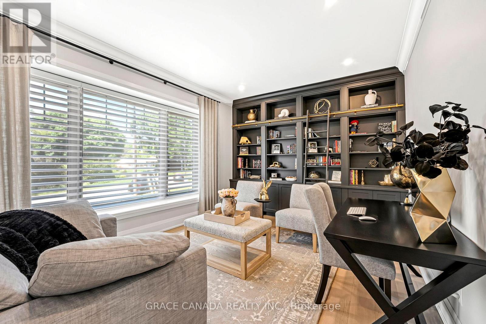 527 Oneida Drive, Burlington, ON