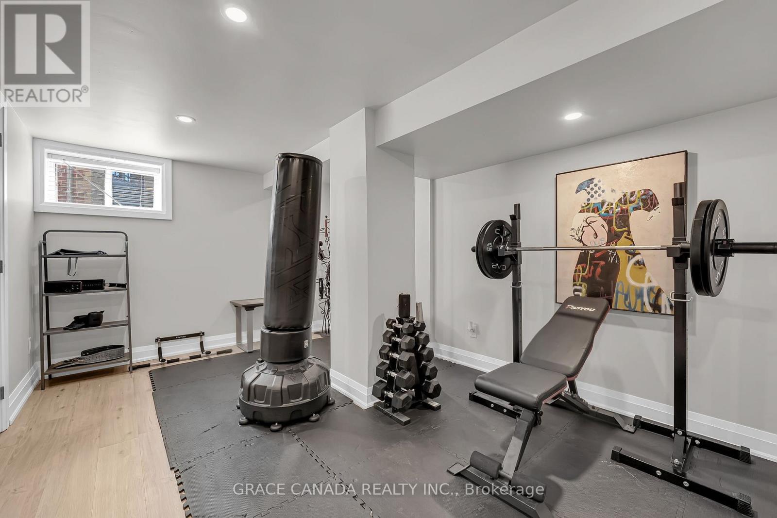 527 Oneida Drive, Burlington, ON