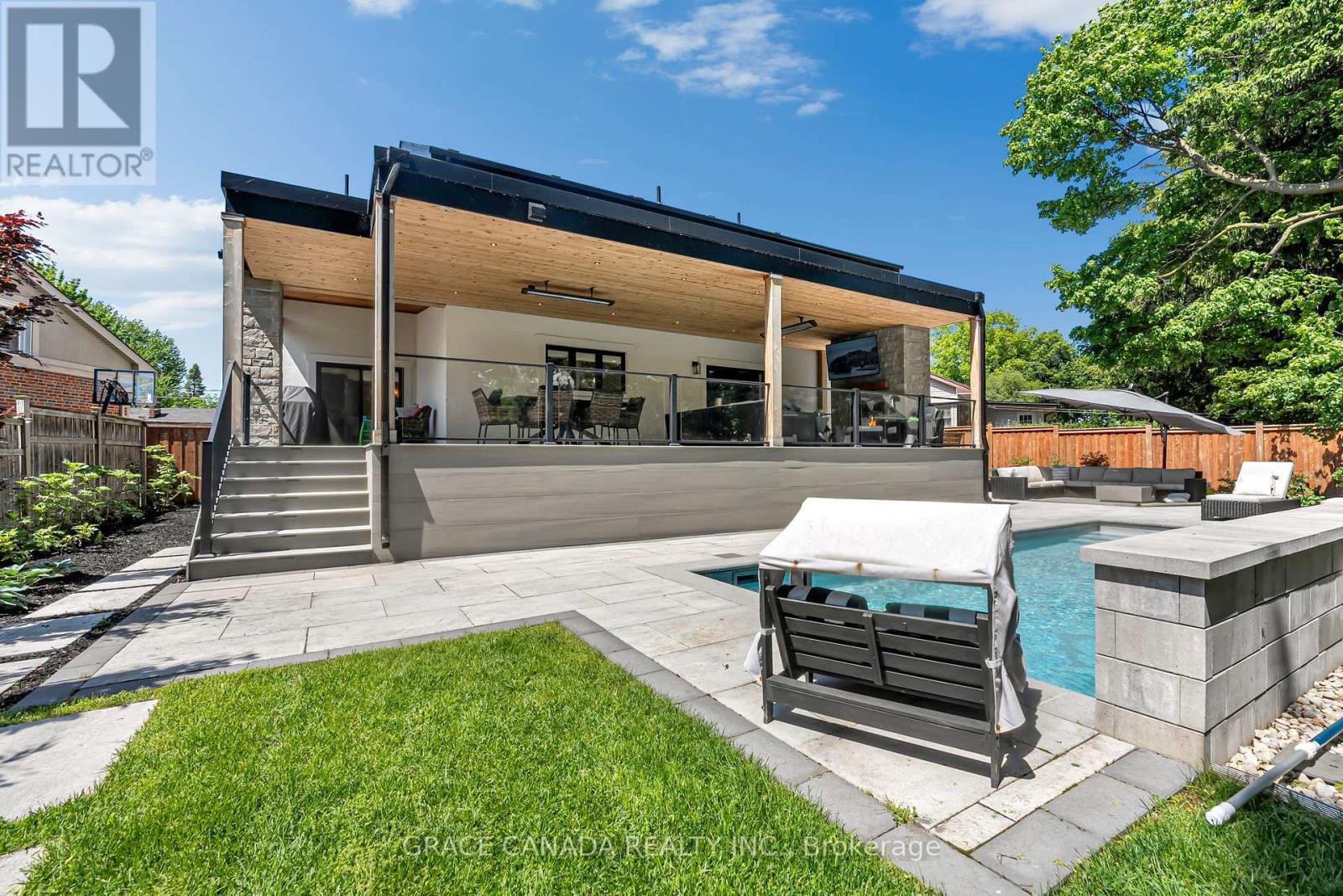 527 Oneida Drive, Burlington, ON