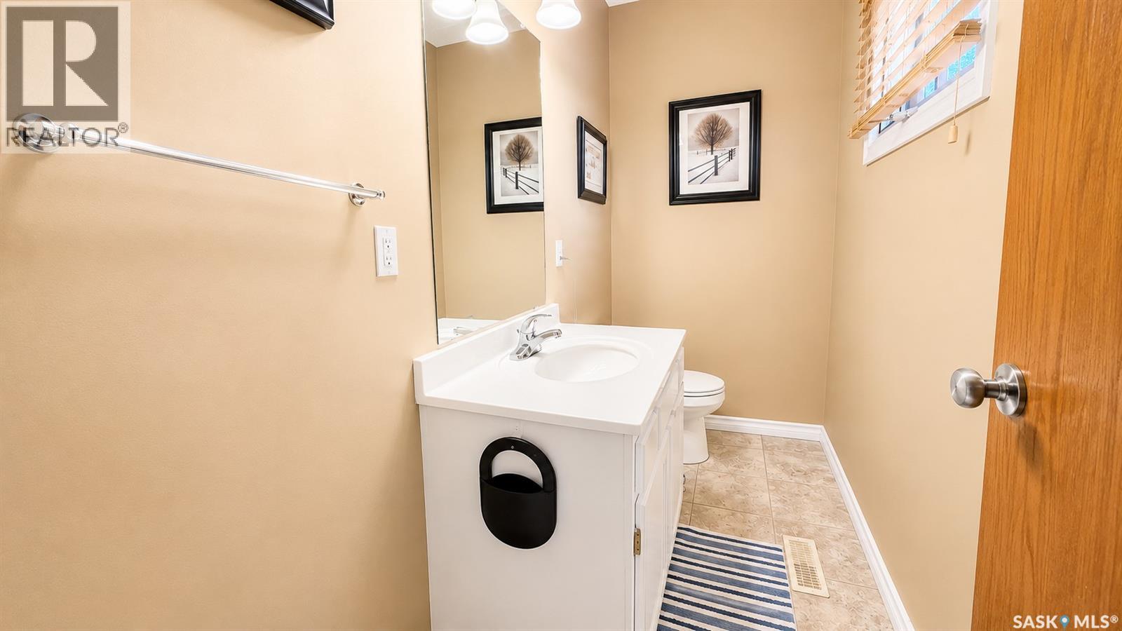 31 Riverbend Crescent, Battleford, SK - Indoor Photo Showing Bathroom