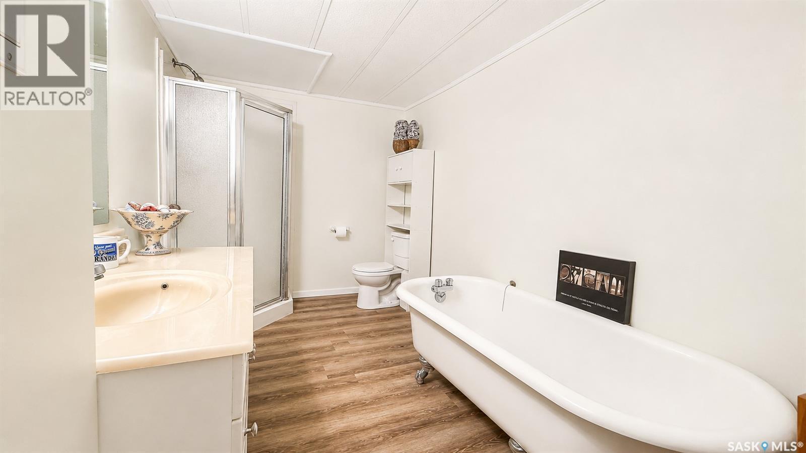 31 Riverbend Crescent, Battleford, SK - Indoor Photo Showing Bathroom