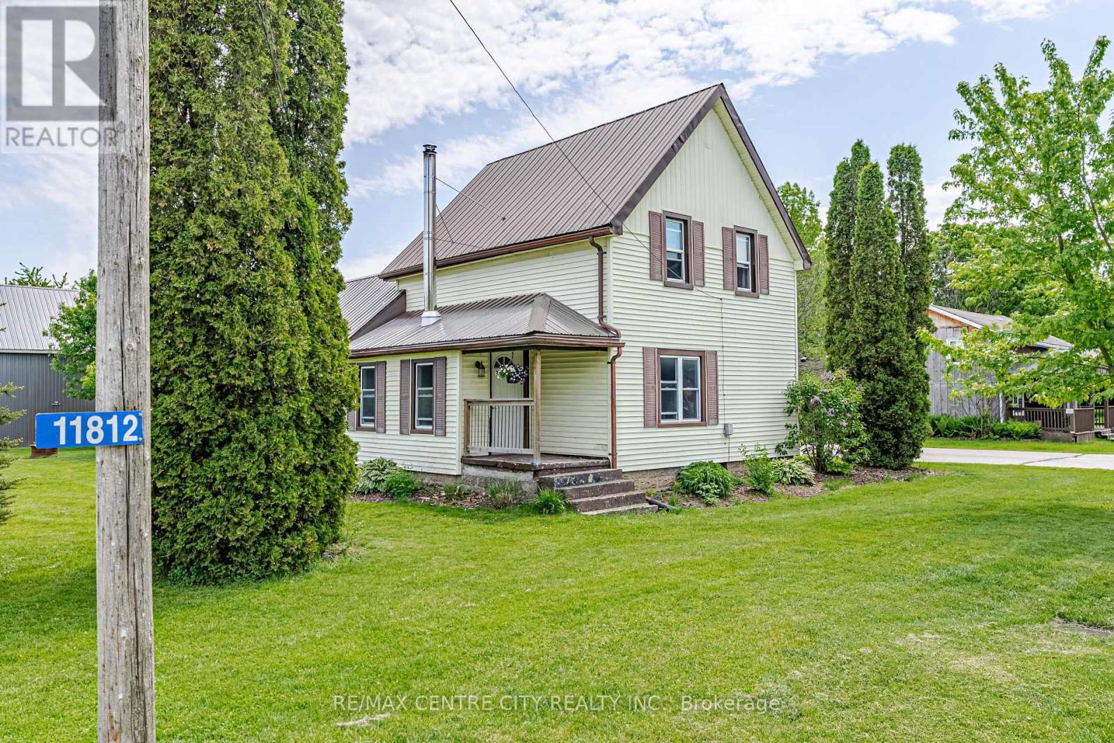 11812 Superior Street, Malahide (Springfield), ON - Outdoor