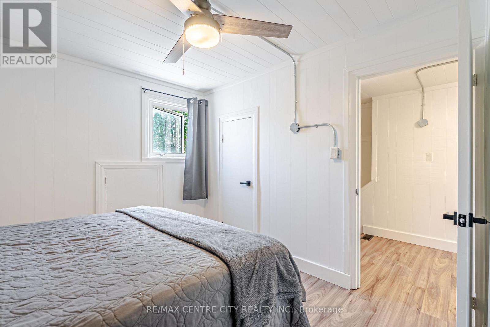 11812 Superior Street, Malahide (Springfield), ON - Indoor Photo Showing Bedroom