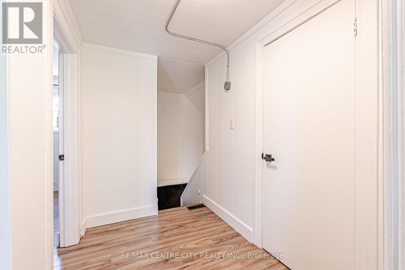 11812 Superior Street, Malahide (Springfield), ON - Indoor Photo Showing Other Room