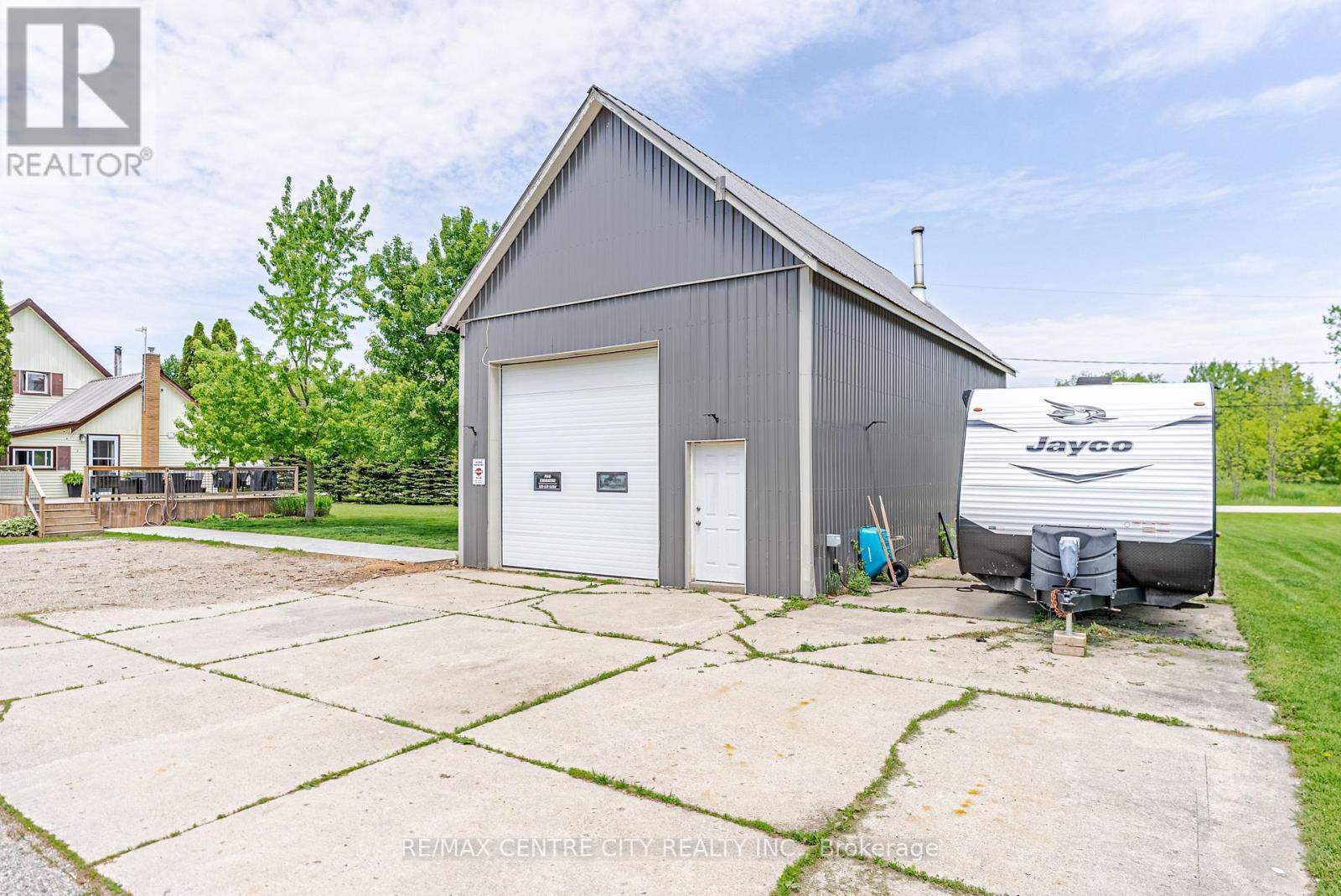 11812 Superior Street, Malahide (Springfield), ON - Outdoor With Exterior