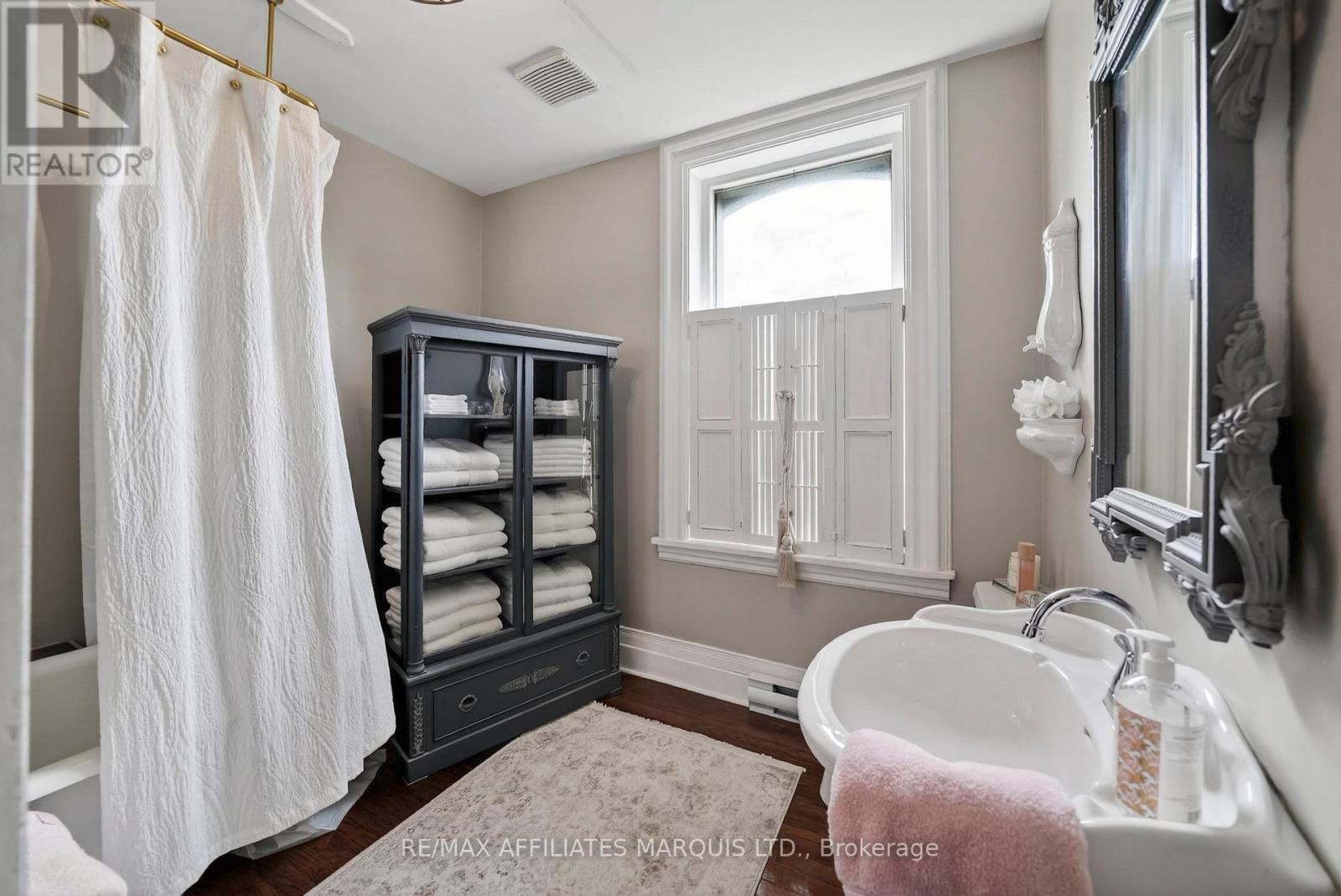 105 5Th Street E, Cornwall, ON