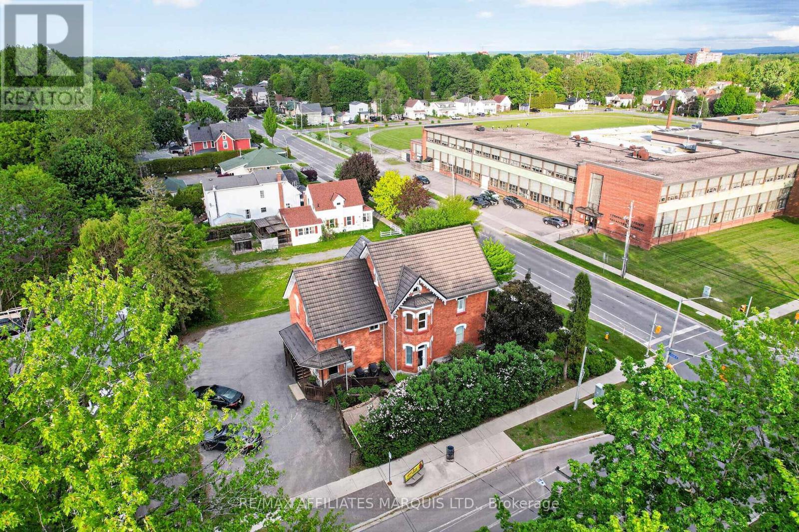 105 5Th Street E, Cornwall, ON