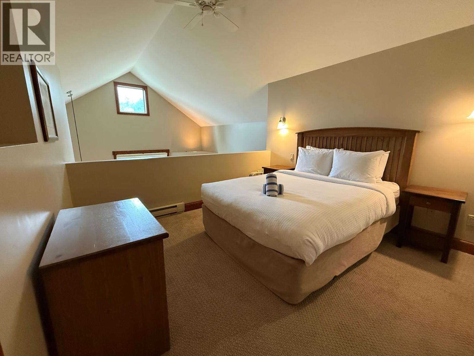 4559 Timberline Crescent Unit# 545A, Fernie, BC - Indoor Photo Showing Bedroom