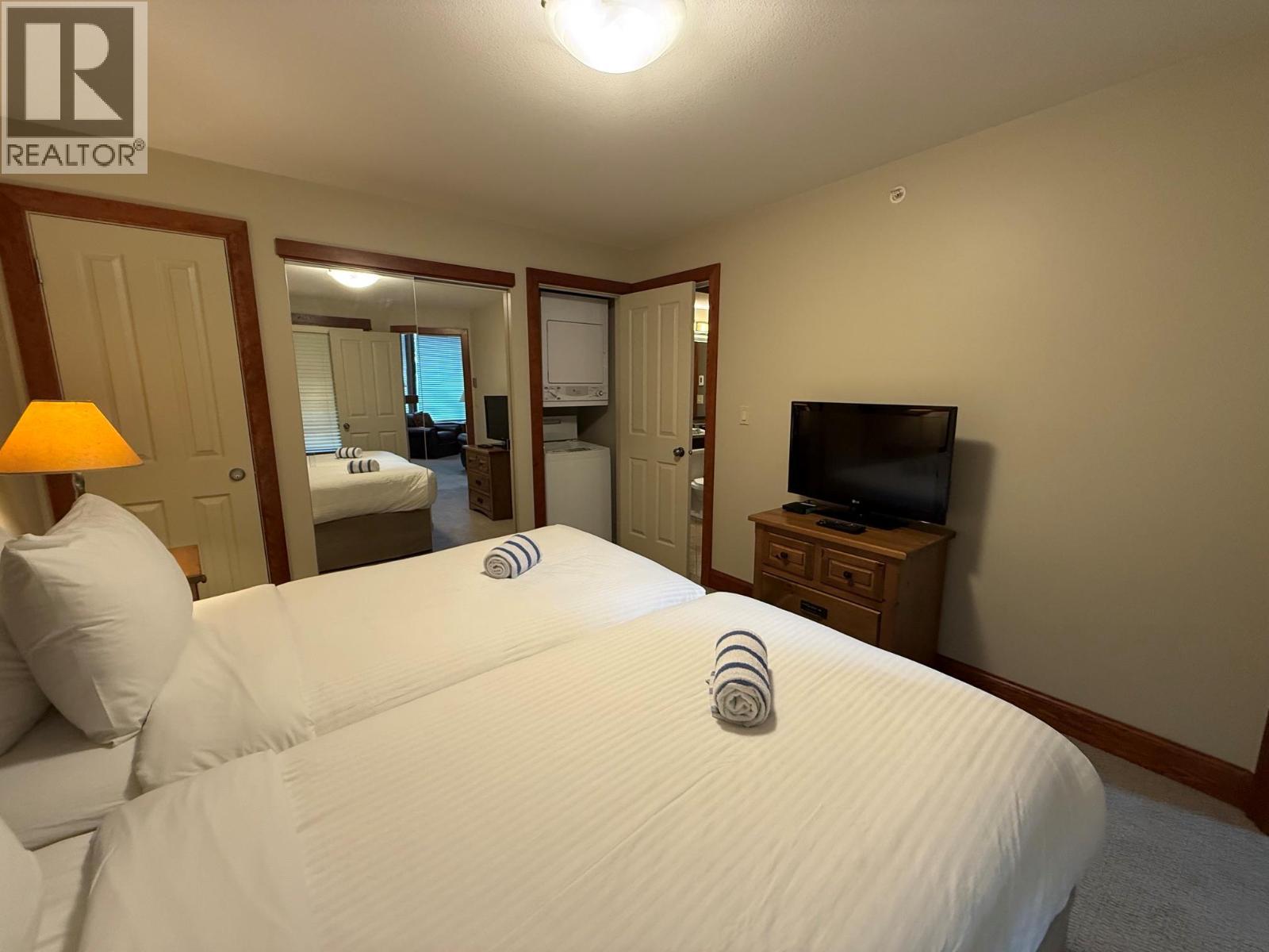 4559 Timberline Crescent Unit# 545A, Fernie, BC - Indoor Photo Showing Bedroom