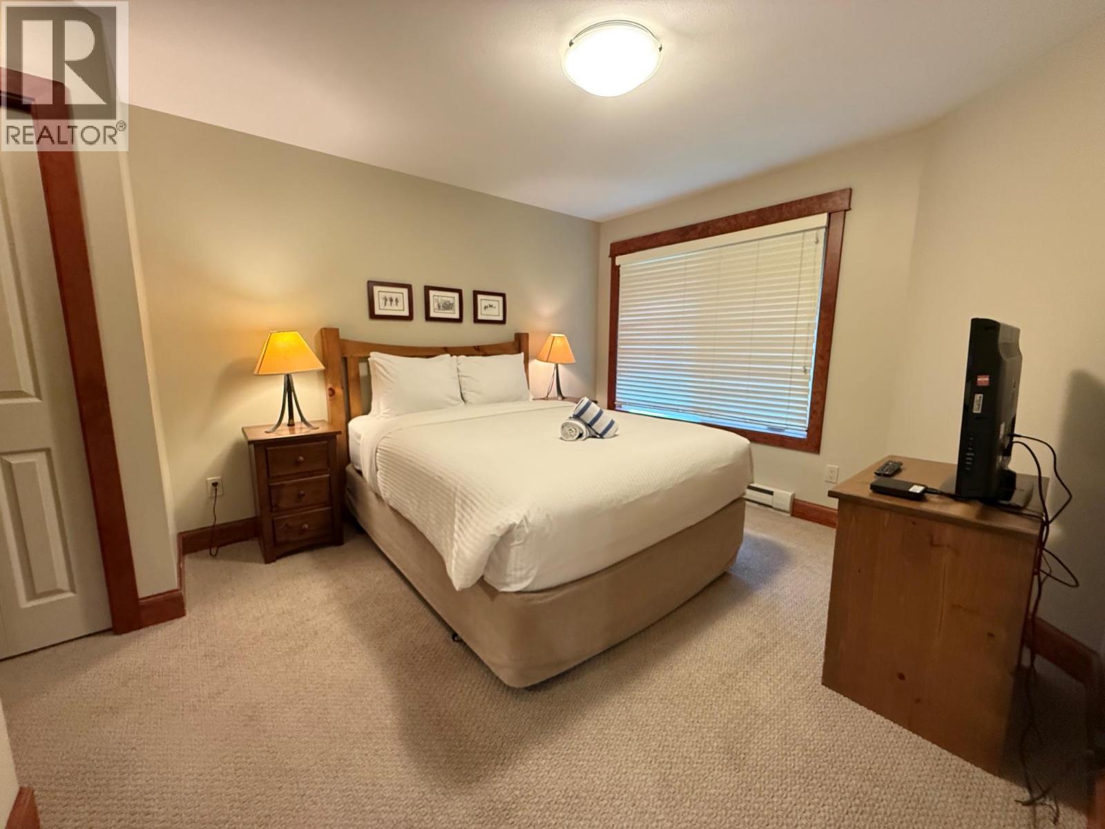 4559 Timberline Crescent Unit# 545A, Fernie, BC - Indoor Photo Showing Bedroom