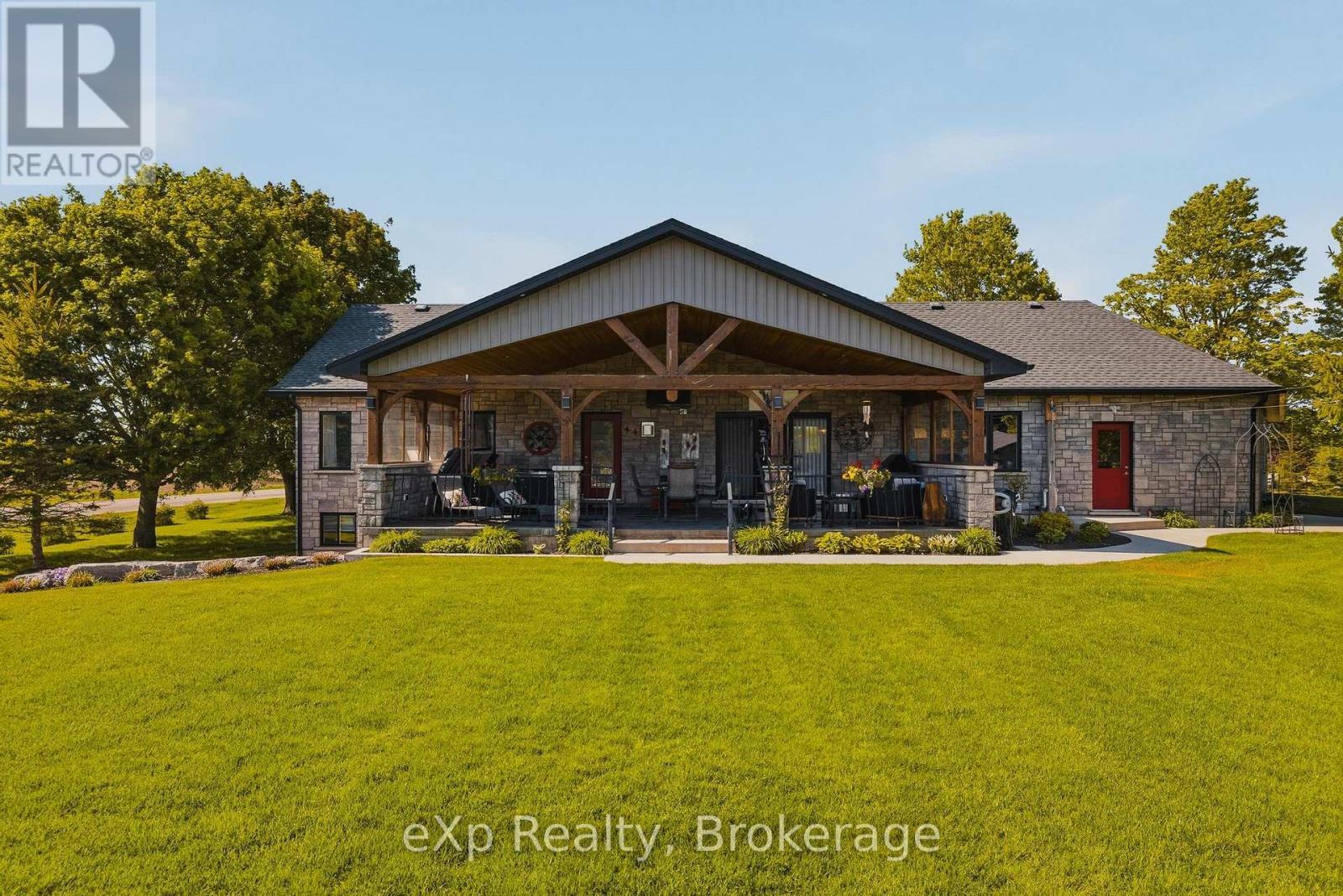 100 Harris Crescent, Southgate, ON - Outdoor With Deck Patio Veranda