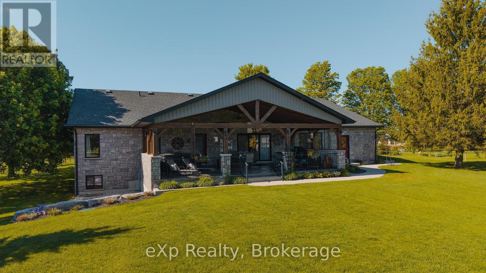 100 Harris Crescent, Southgate, ON - Outdoor With Deck Patio Veranda