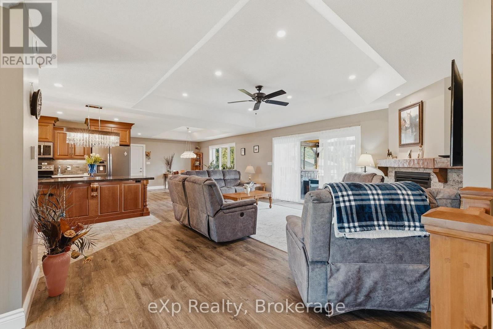 100 Harris Crescent, Southgate, ON - Indoor