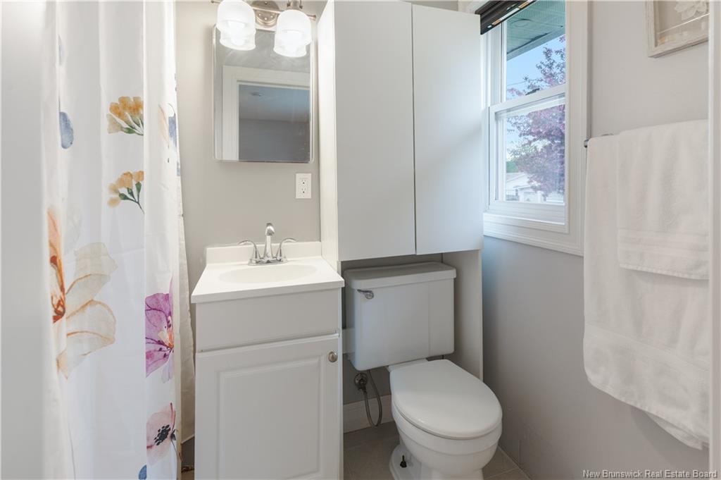 26 Alexander Ave, Moncton, NB