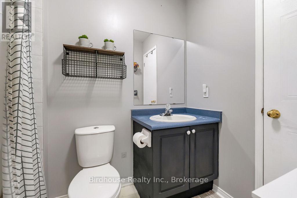 80 Lorne Street, Brock (Sunderland), ON - Indoor Photo Showing Bathroom