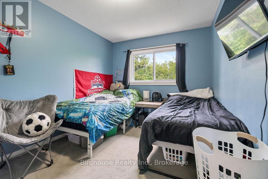 80 Lorne Street, Brock (Sunderland), ON - Indoor Photo Showing Bedroom
