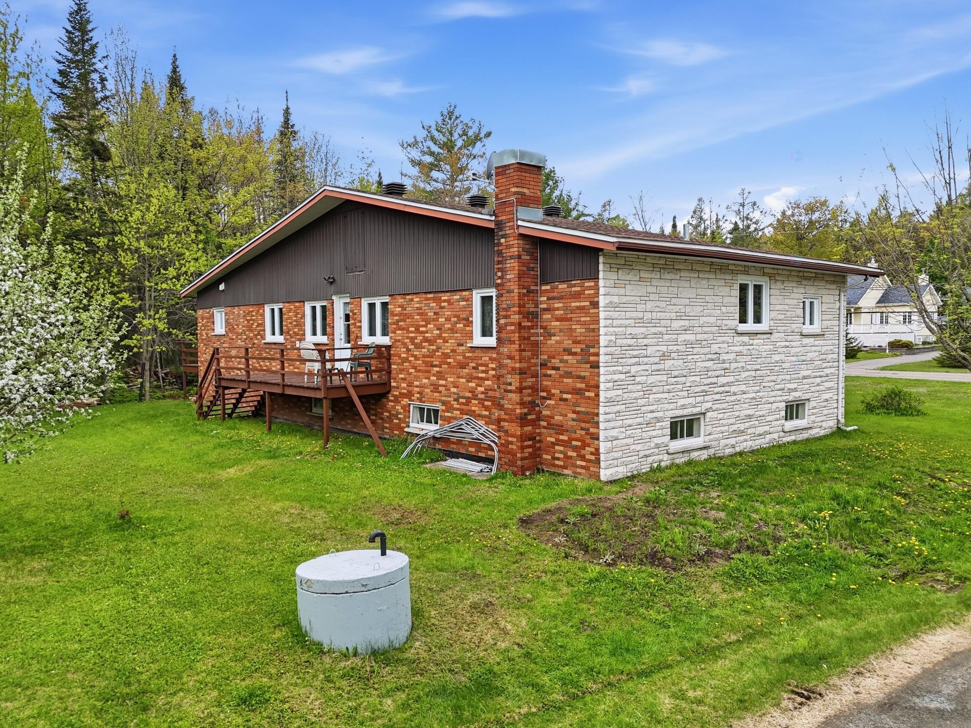 Face arrière - 2795 Route 348, Rawdon, QC - Outdoor With Deck Patio Veranda