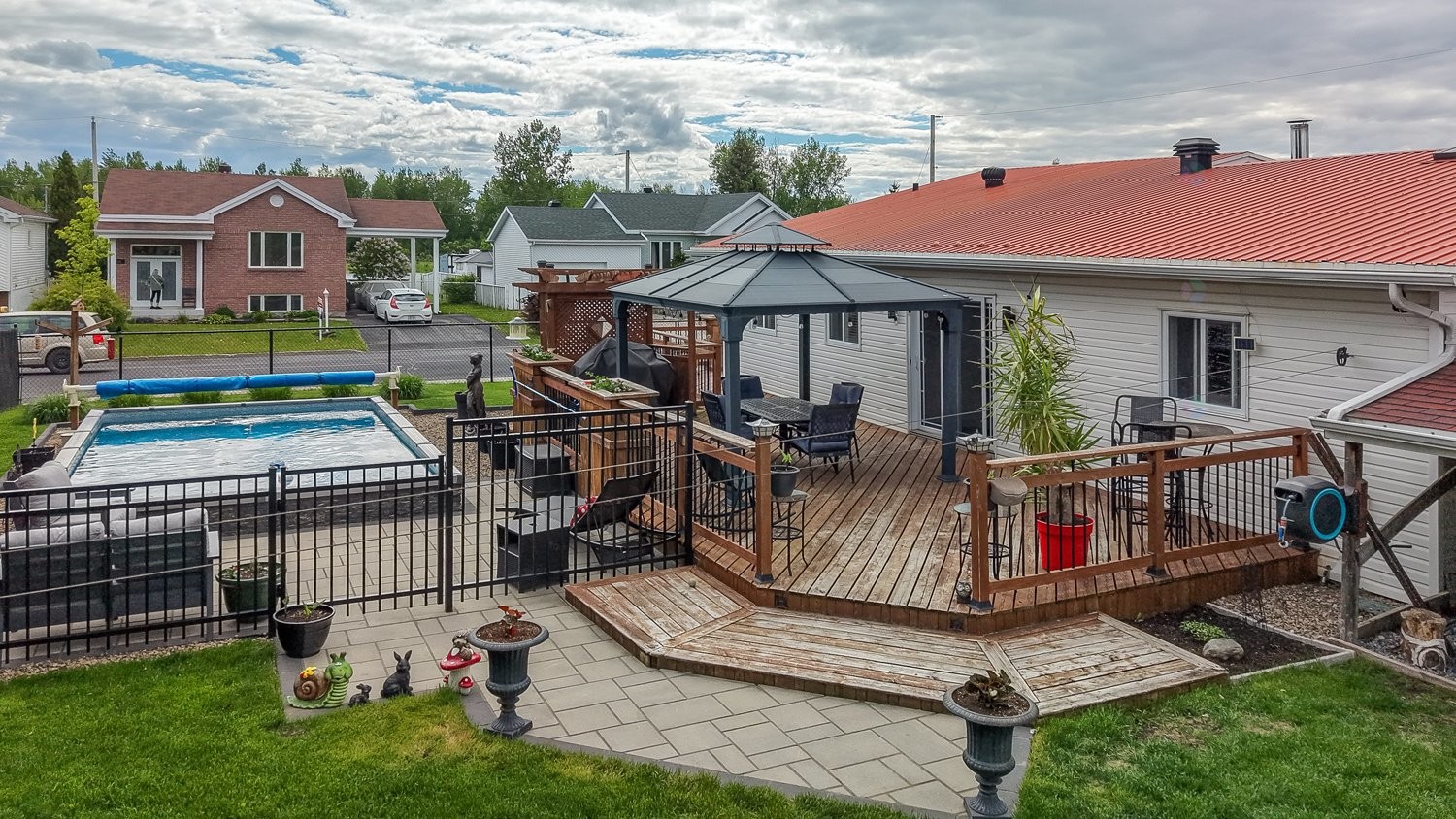 Extérieur - 326 Rue Ouellette, Saint-Amable, QC - Outdoor With Deck Patio Veranda With Exterior