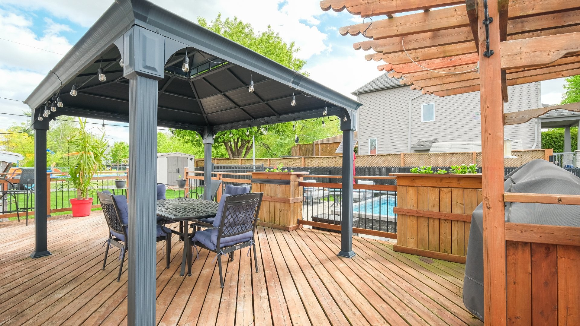 Extérieur - 326 Rue Ouellette, Saint-Amable, QC - Outdoor With Deck Patio Veranda With Exterior