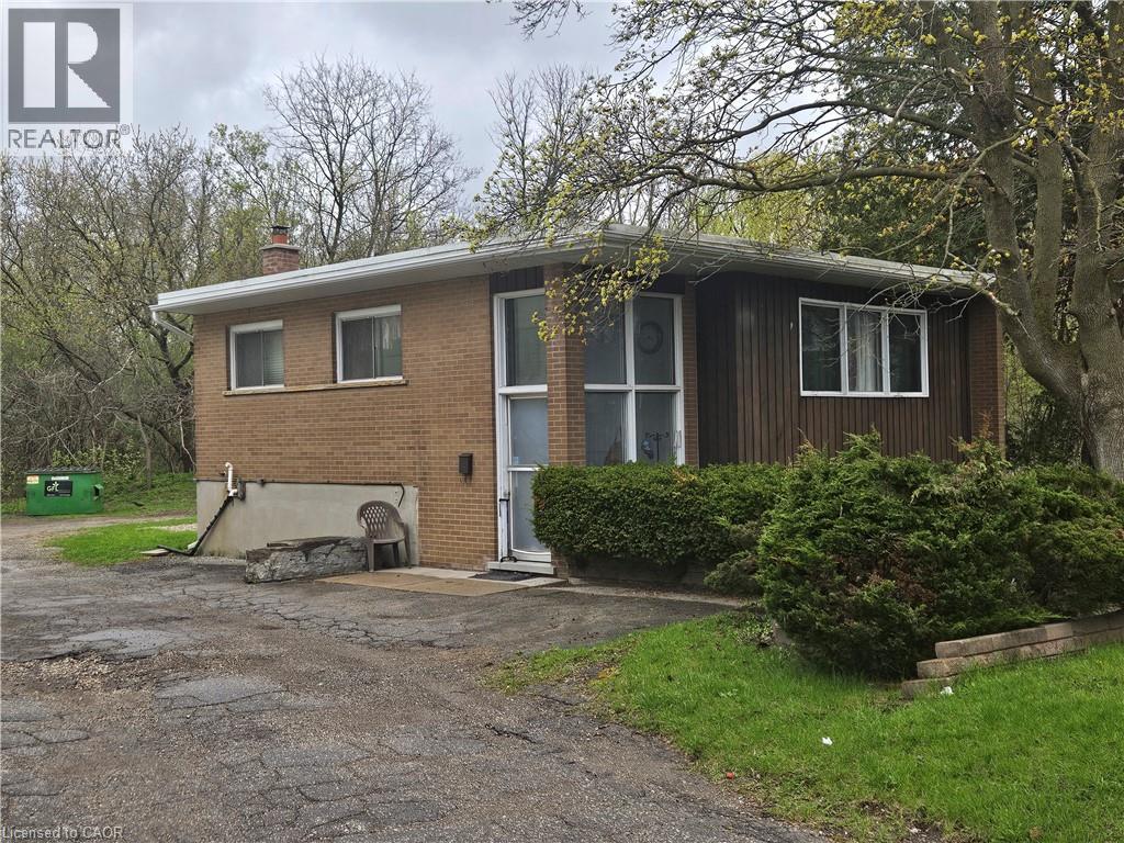 152 Homewood Avenue, Kitchener, ON - Outdoor