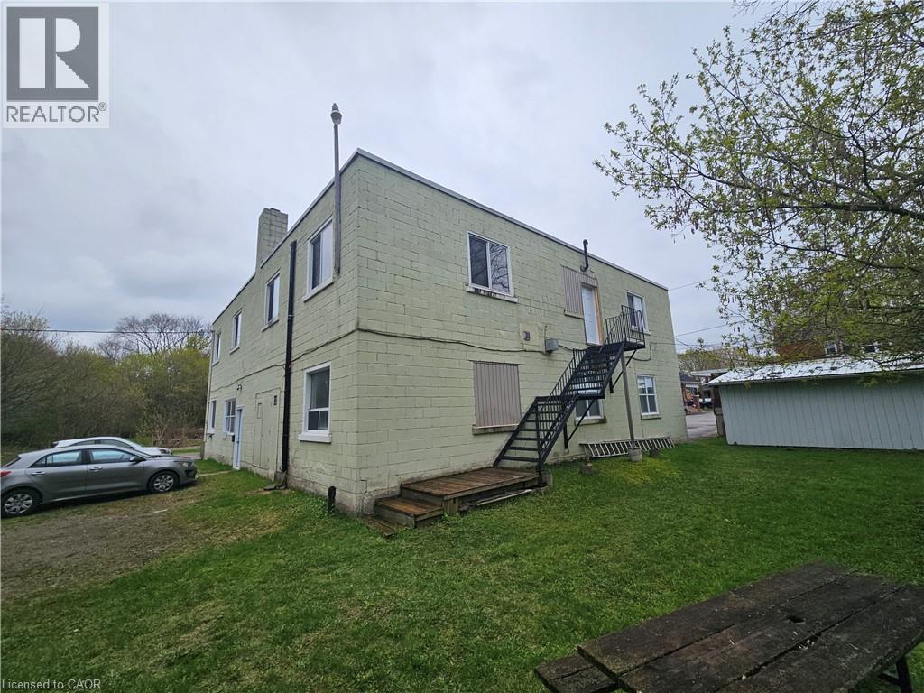 152 Homewood Avenue, Kitchener, ON - Outdoor