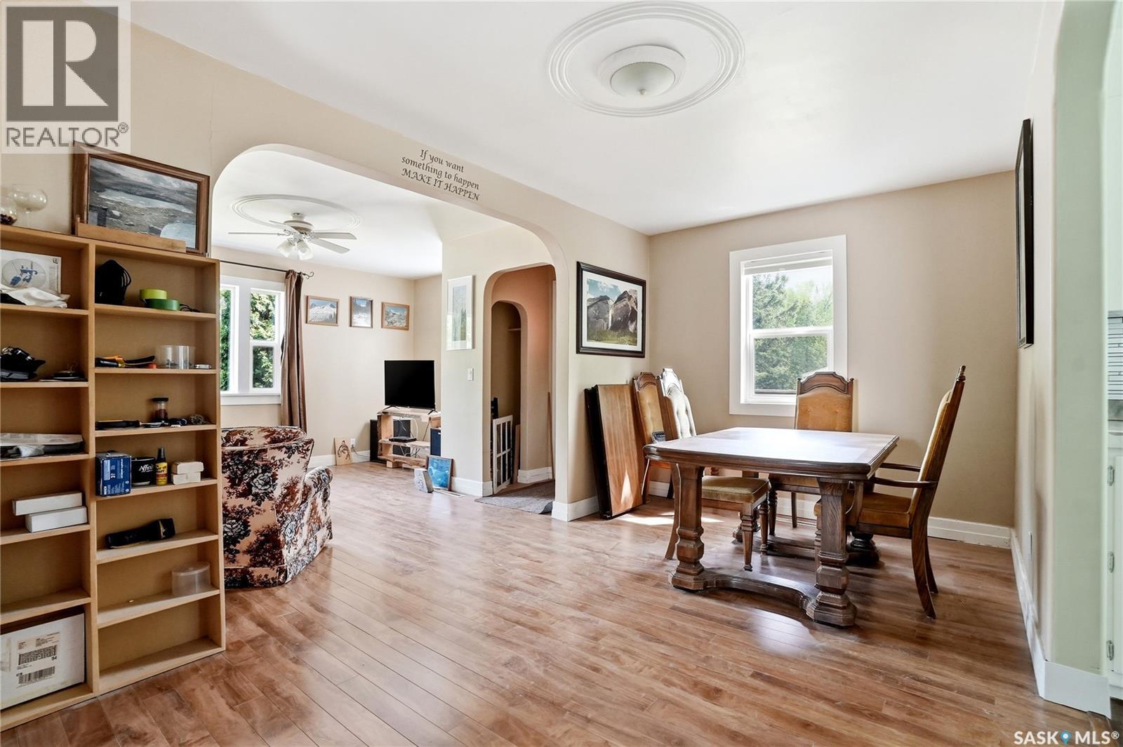 340 Charles Street, Asquith, SK - Indoor Photo Showing Dining Room