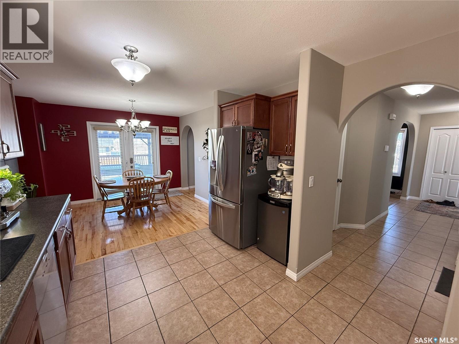 3102 37Th Street W, Saskatoon, SK - Indoor
