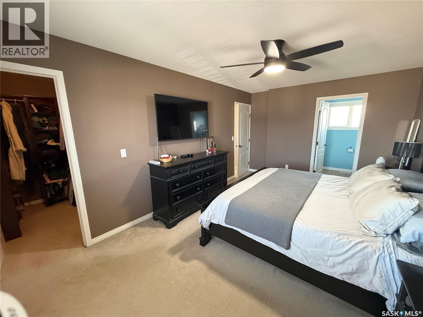 3102 37Th Street W, Saskatoon, SK - Indoor Photo Showing Bedroom