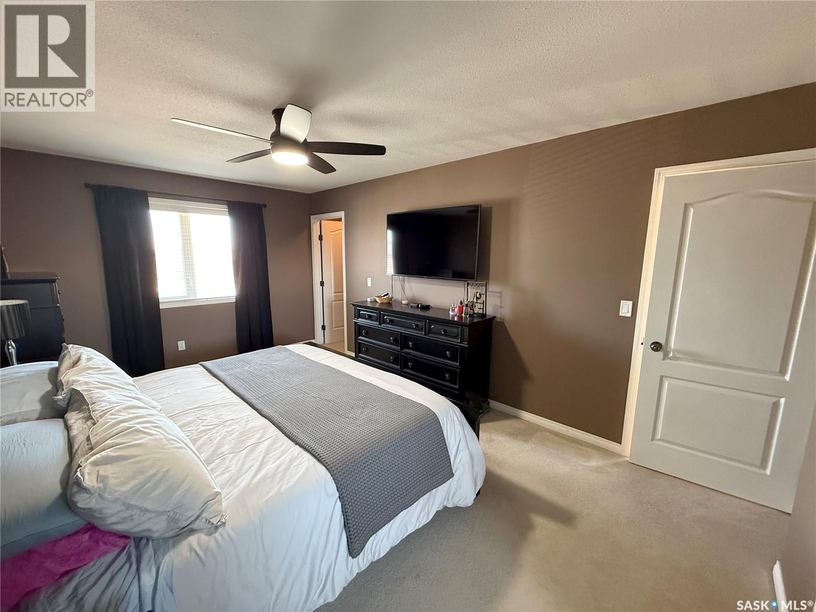 3102 37Th Street W, Saskatoon, SK - Indoor Photo Showing Bedroom